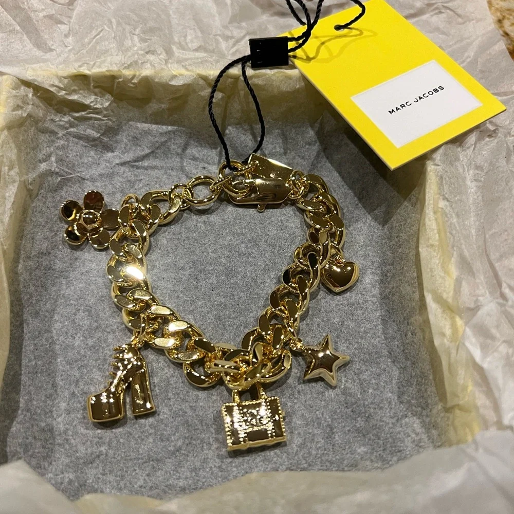 Marc Jacobs Gold Charm Bracelet with 5 Charms - Picture 4 of 8